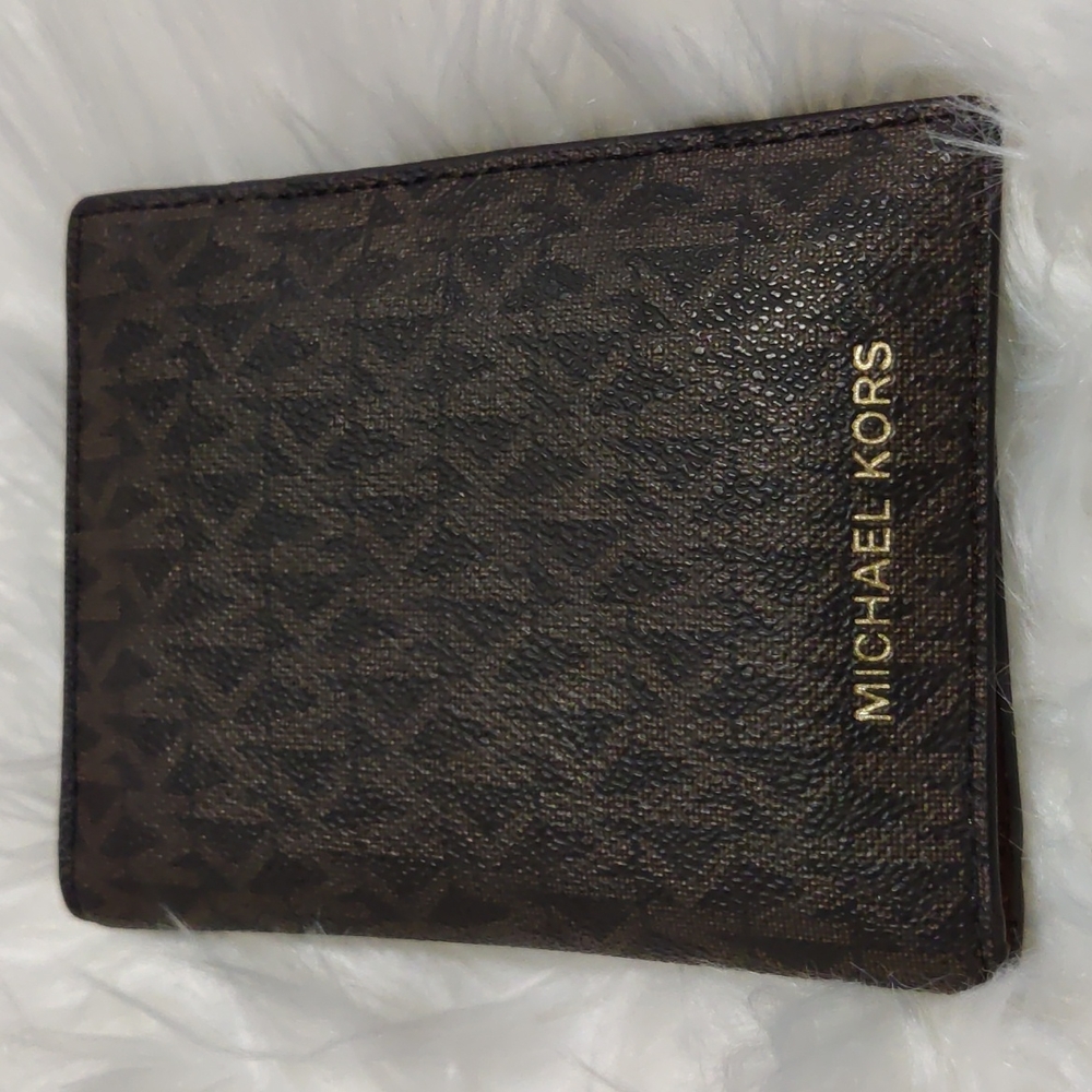 Michael Kors Passport Wallet